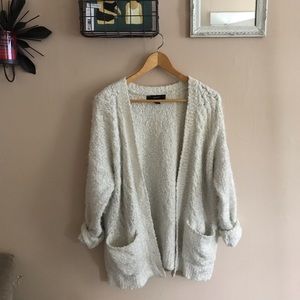 Slouchy knit cardigan
